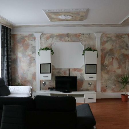 The Lakehouse Villa Neusiedl Am See Wienerstrasse 8 מראה חיצוני תמונה