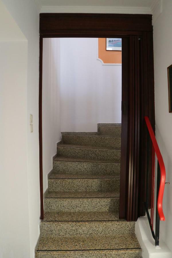 The Lakehouse Villa Neusiedl Am See Wienerstrasse 8 מראה חיצוני תמונה