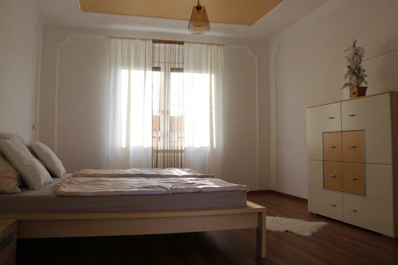 The Lakehouse Villa Neusiedl Am See Wienerstrasse 8 מראה חיצוני תמונה